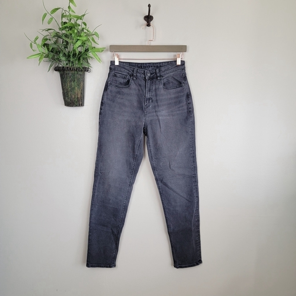 American Eagle Mom Jeans Hi Rise Tapered Leg Faded Black Gray Stretch AE 2